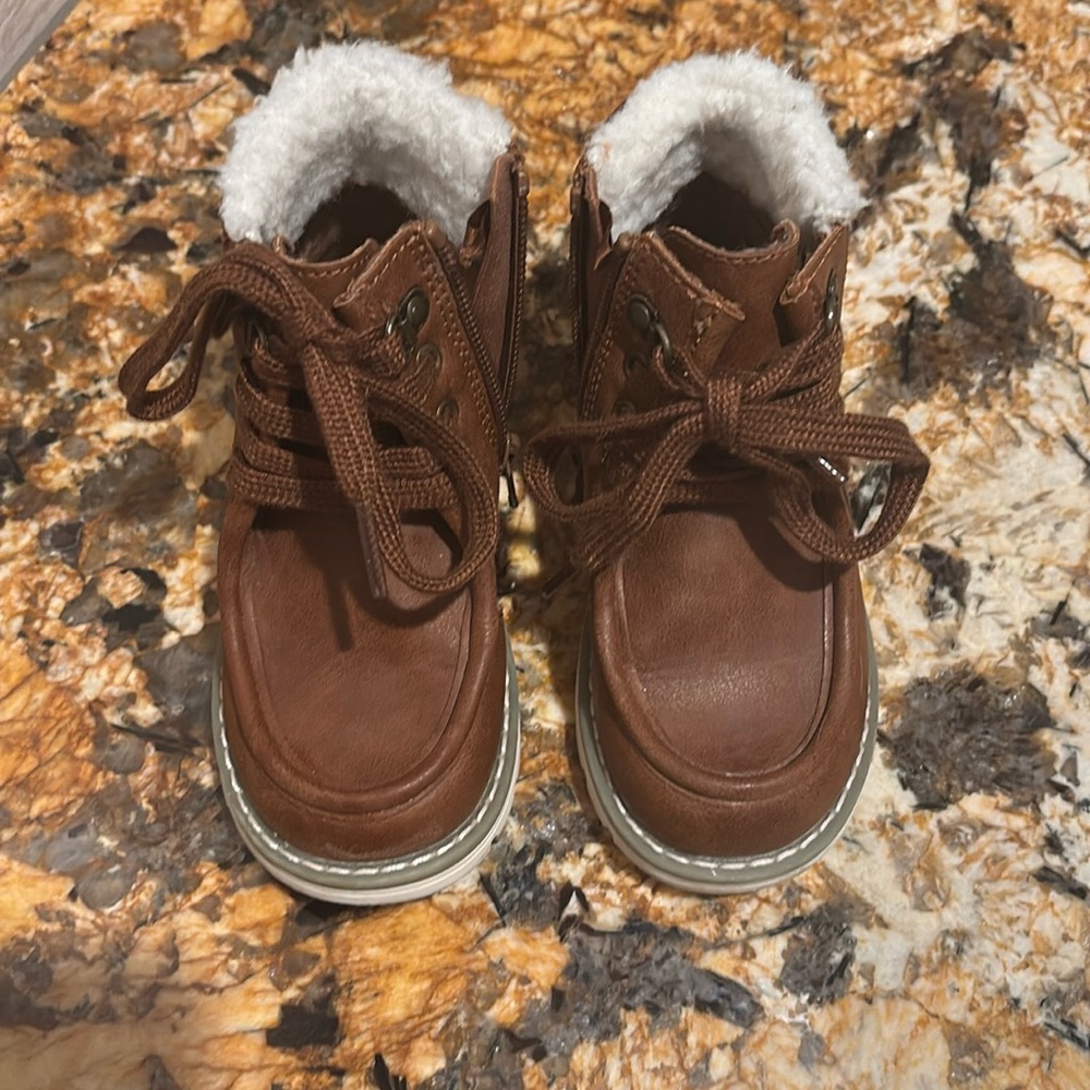 Old Navy Toddler Boots